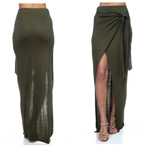 Wrap style maxi skirt - Picture 5 of 5